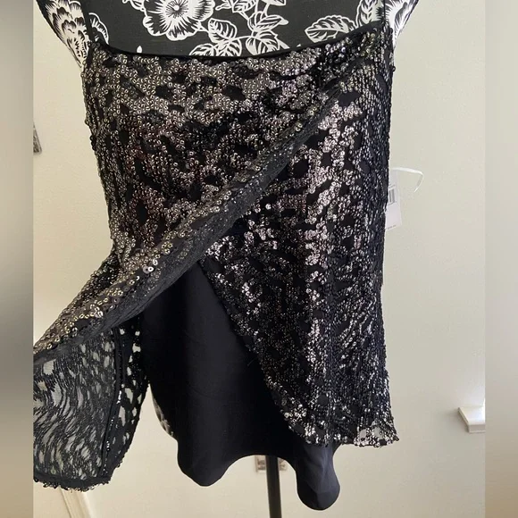 NWT. Black Tank Top - Picture 3 of 4